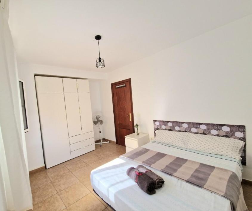 Spacious Independent Chalet Next The Airport - Sea San Isidro  Extérieur photo